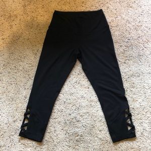 Zella Cropped Black Leggings with Cutouts Size XS
